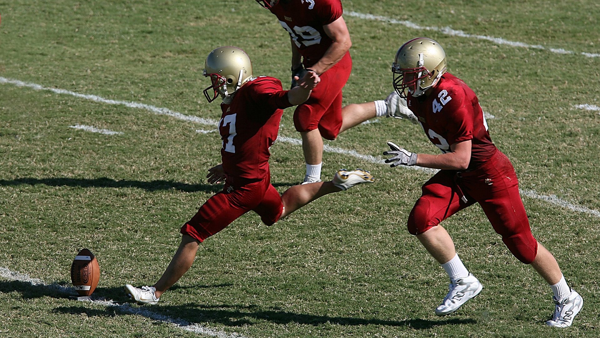本泽马节奏，美加墨世界杯之夜的唯一掌控者